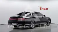 2022 Genesis G90