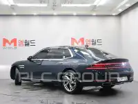 2022 Genesis G90