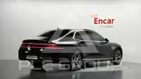 2022 Genesis G90
