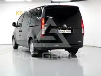2022 Hyundai Staria