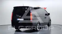 2022 Hyundai Staria