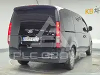 2022 Hyundai Staria