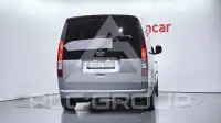 2022 Hyundai Staria