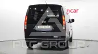 2022 Hyundai Staria