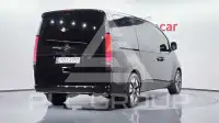 2022 Hyundai Staria