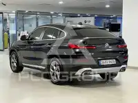 2023 BMW X4