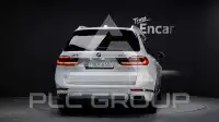 2023 BMW X7