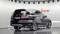 2023 BMW X7