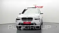 2023 BMW X7