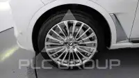 2023 BMW X7