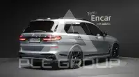 2023 BMW X7M