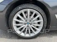 2023 BMW 530