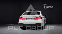 2023 BMW 523M
