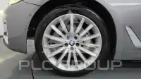 2023 BMW 530