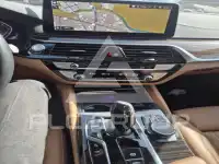 2023 BMW 520