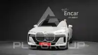 2023 BMW 740M