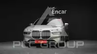 2023 BMW 740