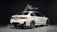 2023 BMW 330