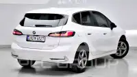 2023 BMW 220