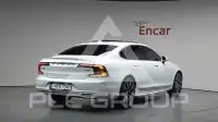 2023 Volvo S90