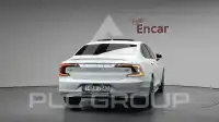 2023 Volvo S90
