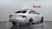 2023 Volvo S90