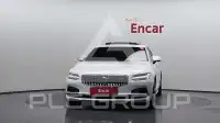 2023 Volvo S90