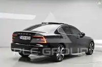 2023 Volvo S60
