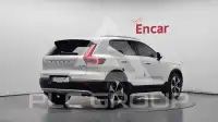 2023 Volvo XC40