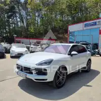 2023 Porsche Cayenne
