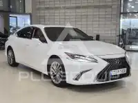 2023 Lexus ES