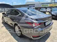 2023 Lexus ES