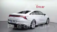 2023 KIA K8