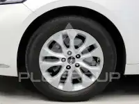 2023 KIA K8