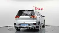 2023 KIA Niro