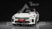 2023 KIA Stinger