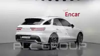 2023 Genesis GV70