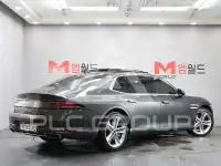 2023 Genesis G90