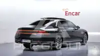 2023 Genesis G90