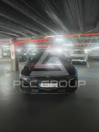 2023 Genesis G90