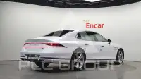 2023 Genesis G90