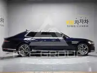 2023 Genesis G90