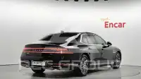 2023 Genesis G90