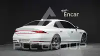 2023 Genesis G90