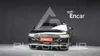 2023 Genesis G90