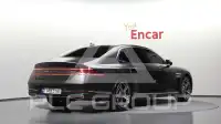2023 Genesis G90