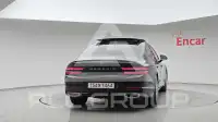 2023 Genesis G80
