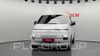2023 Hyundai Staria