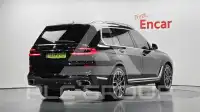 2024 BMW X7