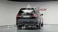 2024 BMW X7